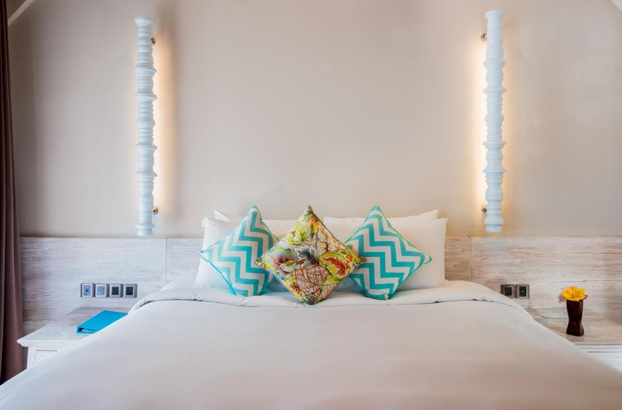 Montigo Resorts Seminyak Kültér fotó Deluxe Room